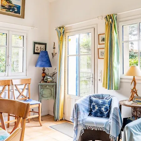 Ferienhaus Gite De La Maison Du Gabelou *